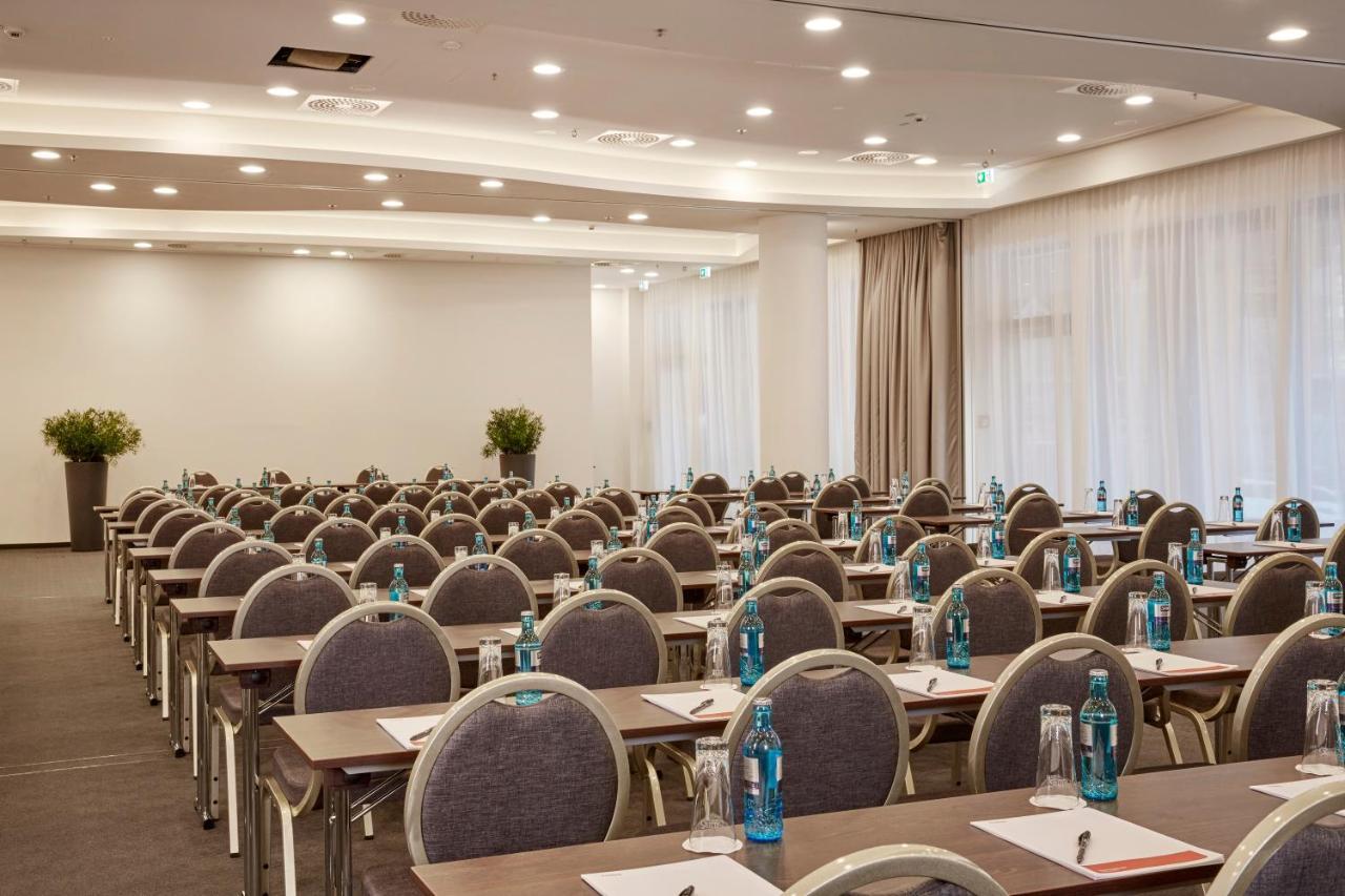 Hyperion Hotel Hamburg Exterior photo The meeting room
